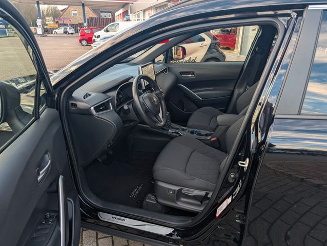 Toyota Corolla Cross 5-deurs Team D