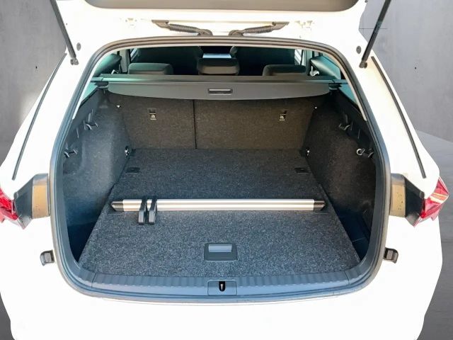 Skoda Octavia Essence TSI