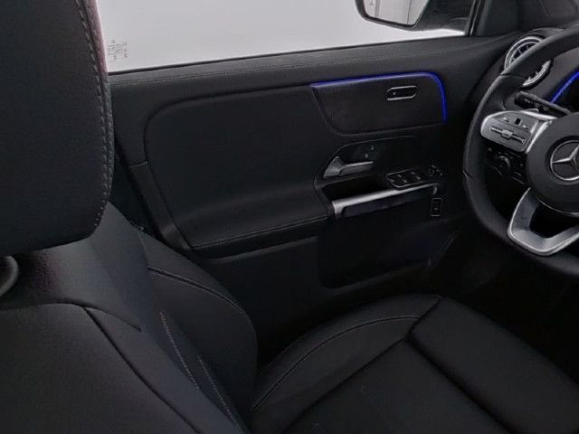 Mercedes-Benz EQB 250