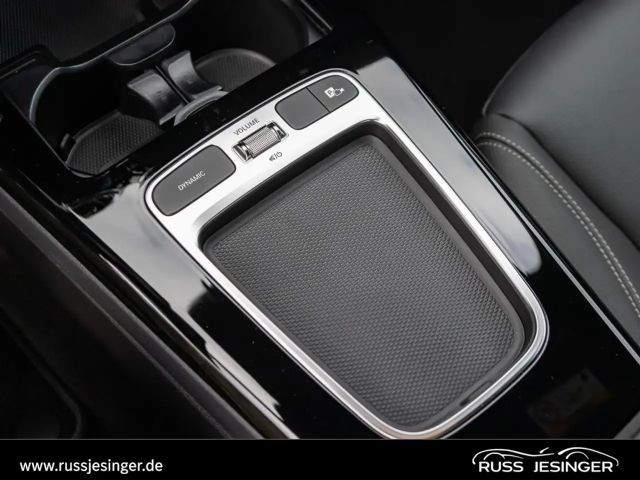 Mercedes-Benz CLA 180 Coupé Progressive