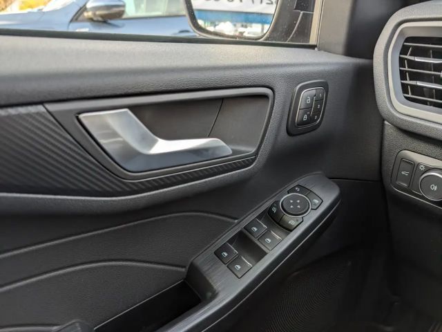 Ford Kuga Hybrid ST Line X