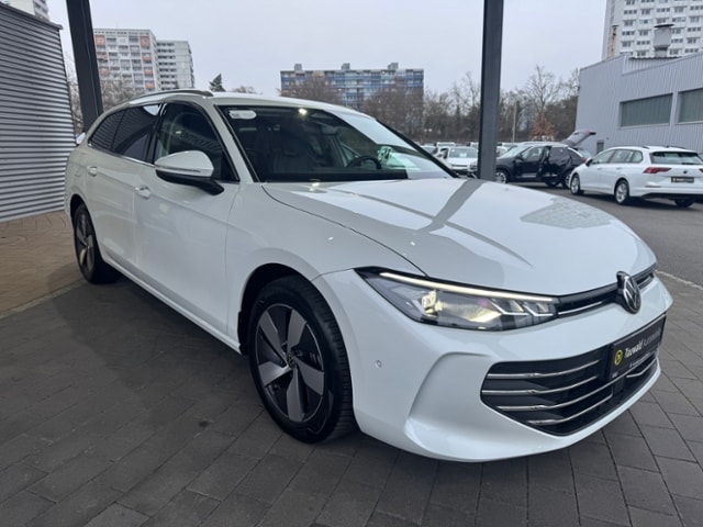 Volkswagen Passat 1.5 eTSI DSG IQ.Drive Variant