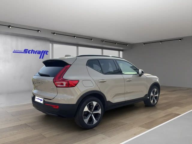 Volvo XC40 Dark Plus