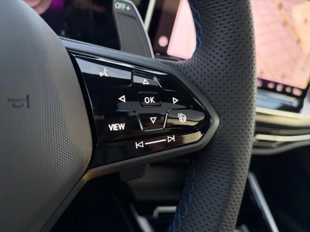 Volkswagen Golf 2.0 TSI Golf VIII Variant