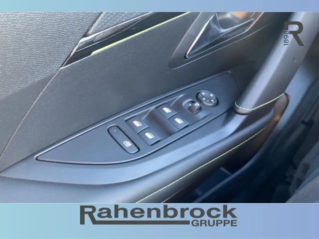 Peugeot E-208 GT-Line Hybrid