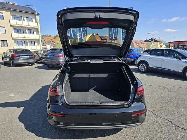 Audi A3 30 TDI S-Tronic Sedan