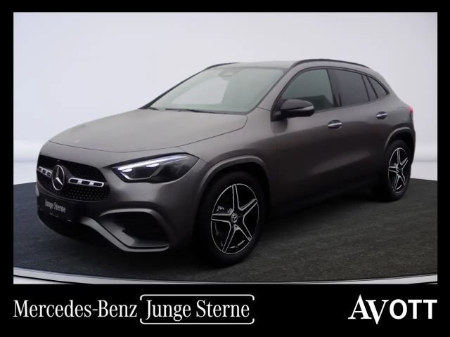 Mercedes-Benz GLA 180 AMG Line