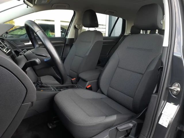 Volkswagen Golf e-Golf