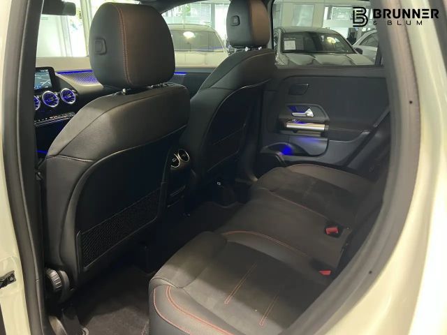 Mercedes-Benz GLA 200 AMG Line