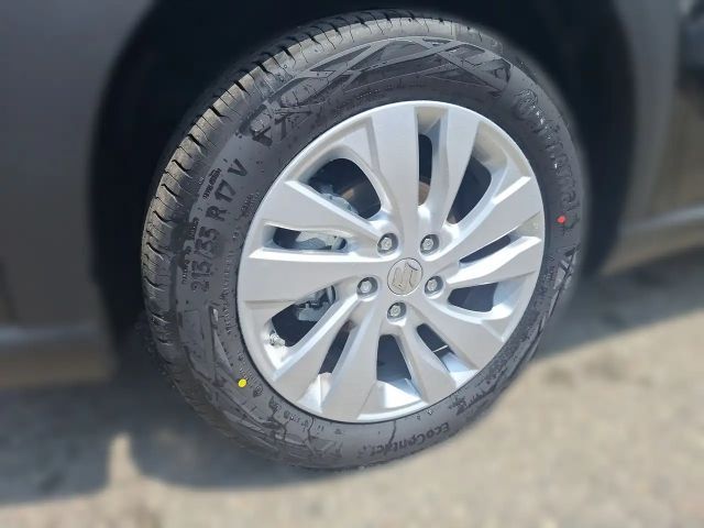 Suzuki S-Cross Hybrid