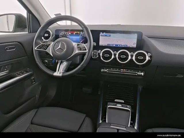 Mercedes-Benz GLA 180 Progressive