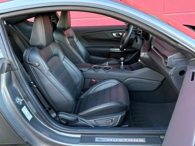 Ford Mustang GT 5.0 V8