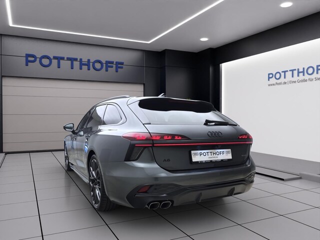 Audi A6 Avant Quattro S-Tronic