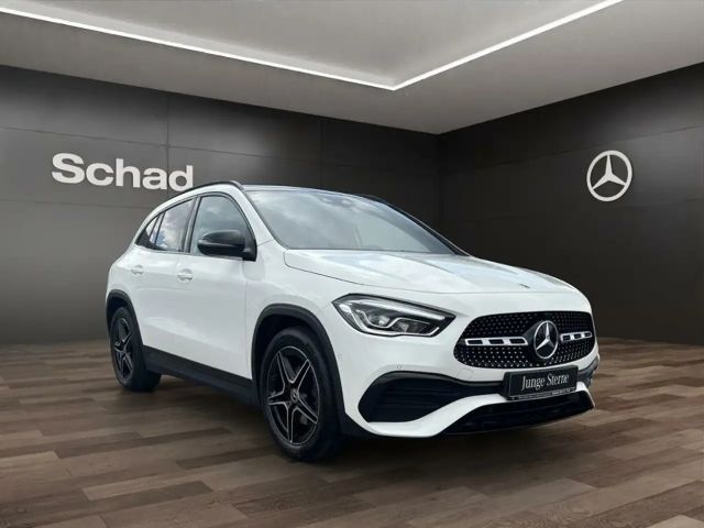 Mercedes-Benz GLA 200 AMG Line
