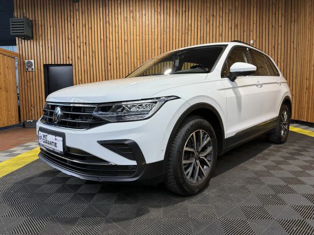 Volkswagen Tiguan DSG Life