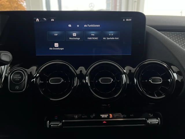 Mercedes-Benz B 180 B 180 d