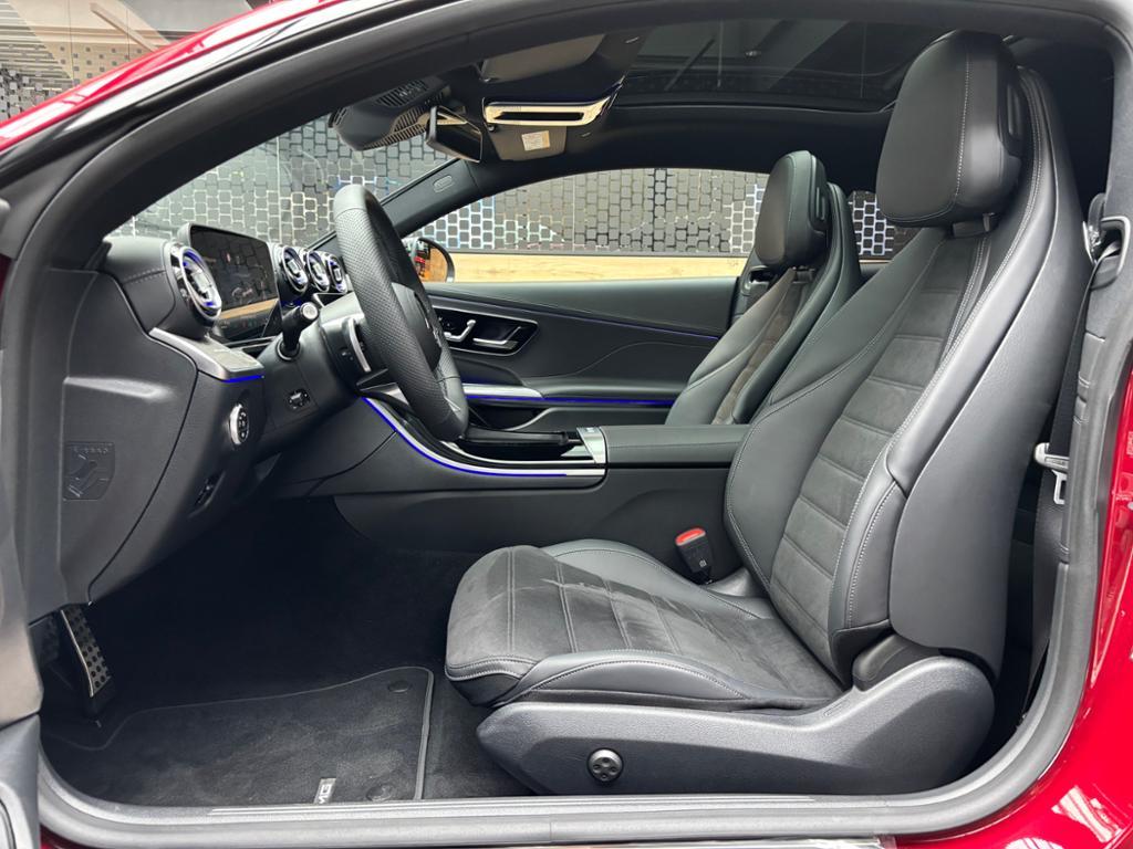 Mercedes-Benz CLE 300 e mit EQ Hybrid Technologie 360 ACC AHK