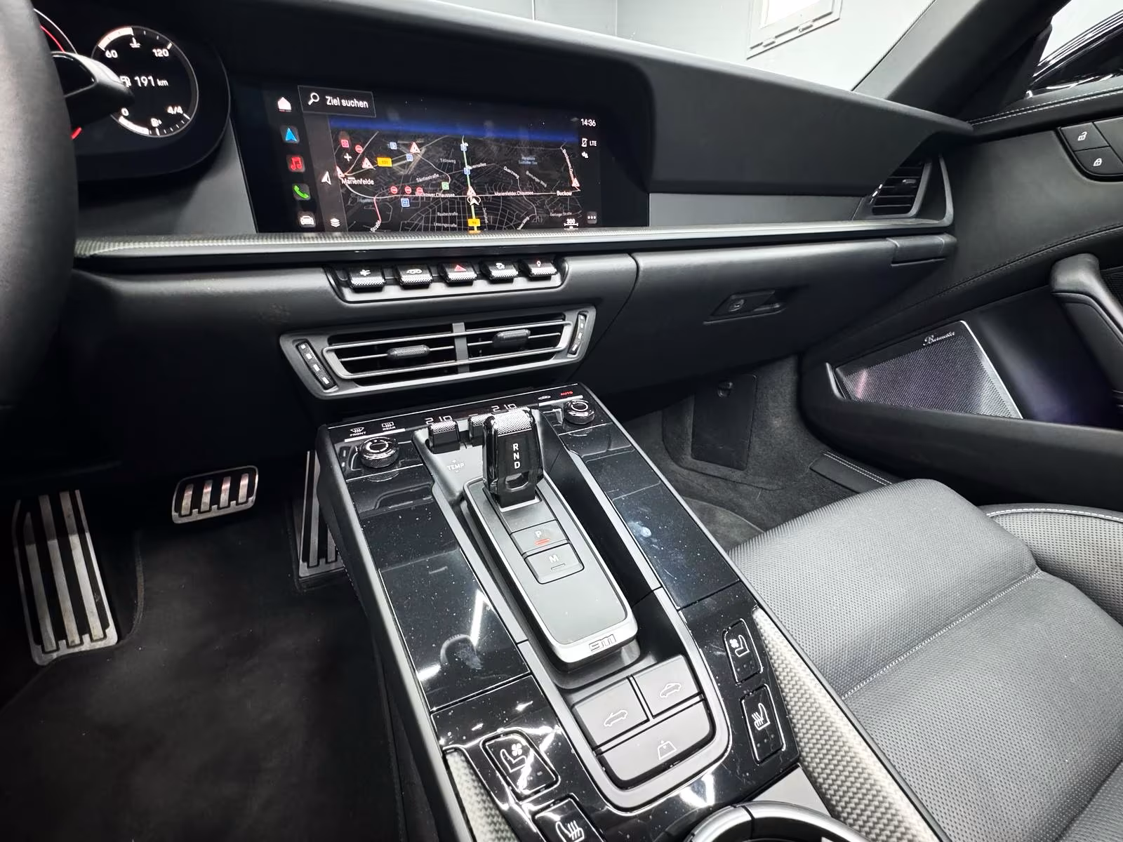 Porsche 911 4 992 Cabriolet Carrera GTS