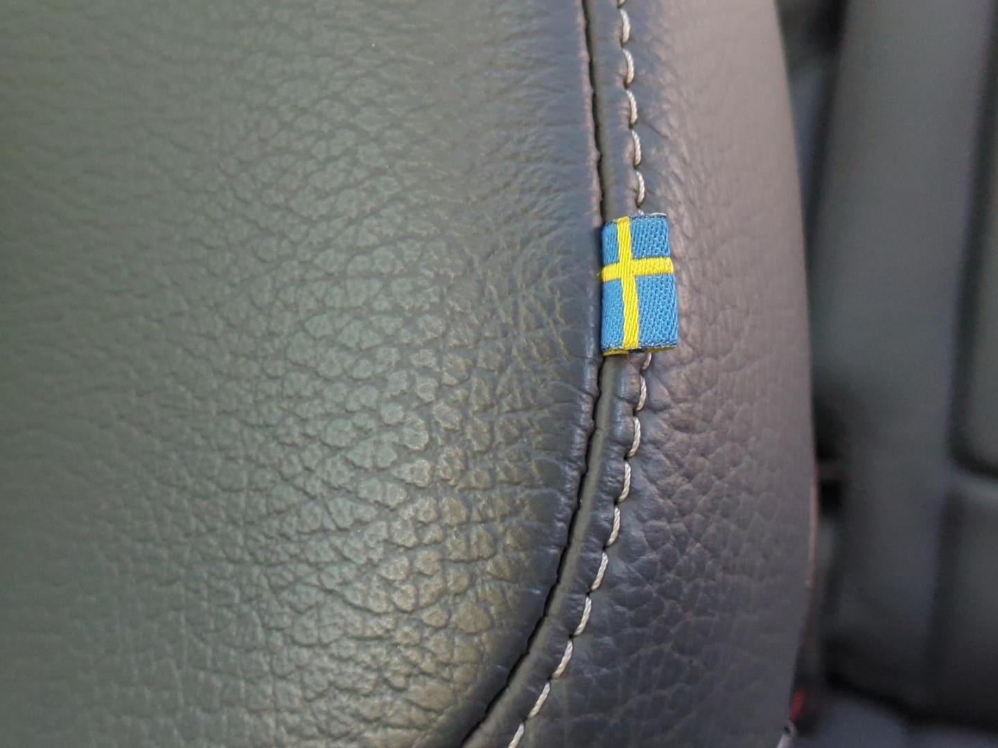 Volvo XC90 R-Design Recharge T8