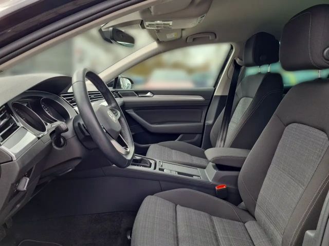 Volkswagen Passat 2.0 TDI Business DSG Variant