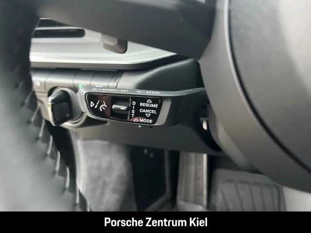 Porsche 992 Carrera Coupé