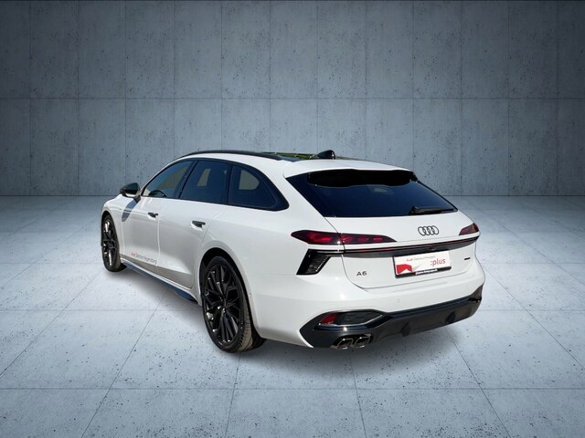 Audi A6 Avant Quattro S-Tronic
