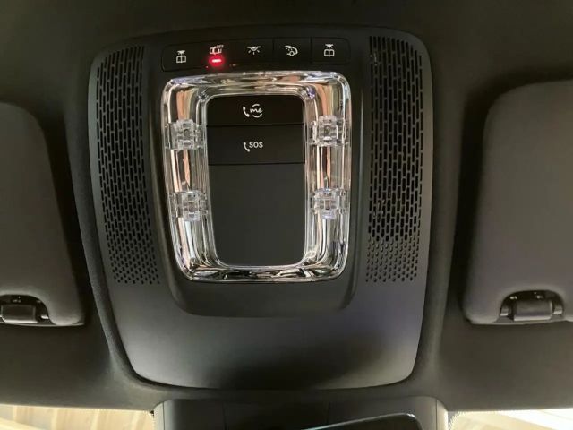 Mercedes-Benz A 200 AMG Line