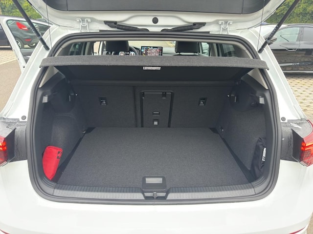 Volkswagen Golf Info Paket ,, Discover,,RFK,Panorama Dach,GJR,LM-Felgen,App Connect, uvm