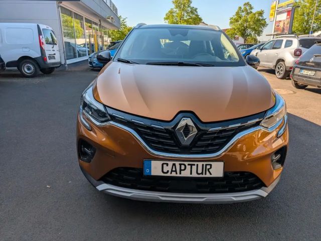 Renault Captur E-Tech Hybrid Intens