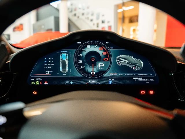 Ferrari Purosangue Panoramadach*Massagesitze*LED-Lenkrad