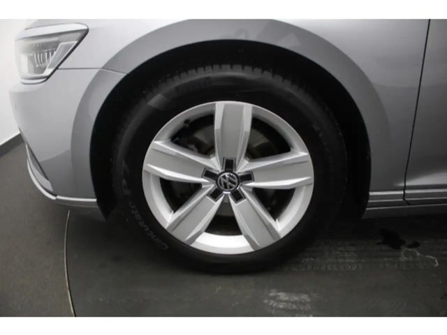 Volkswagen Passat 1.5 TSI Variant