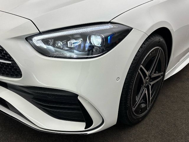 Mercedes-Benz C 220 AMG Line C 220 d Sedan
