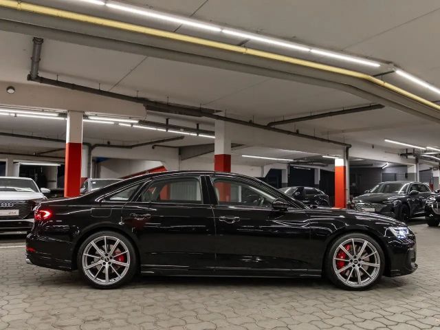 Audi S8 4.0 TFSI Quattro