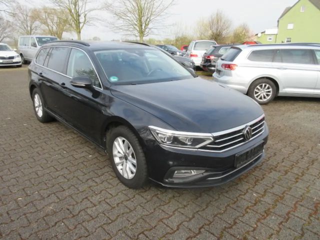 Volkswagen Passat 2.0 TDI Business DSG Variant