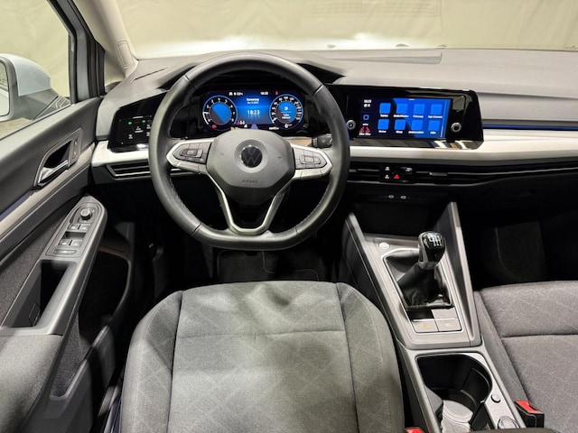 Volkswagen Golf 1.0 TSI Life Variant