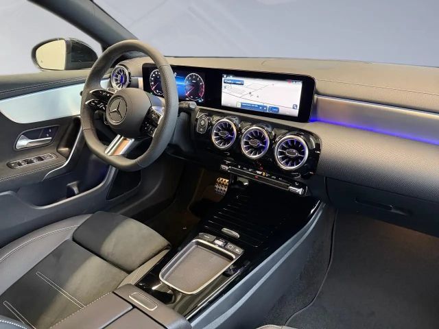 Mercedes-Benz CLA 180 AMG Line Shooting Brake