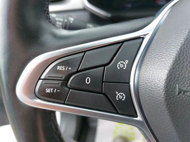 Renault Captur E-Tech