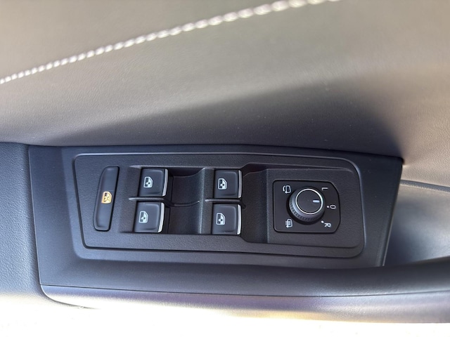 Volkswagen T-Roc TSi NWAnschlussgarantie/ Matrix ACC