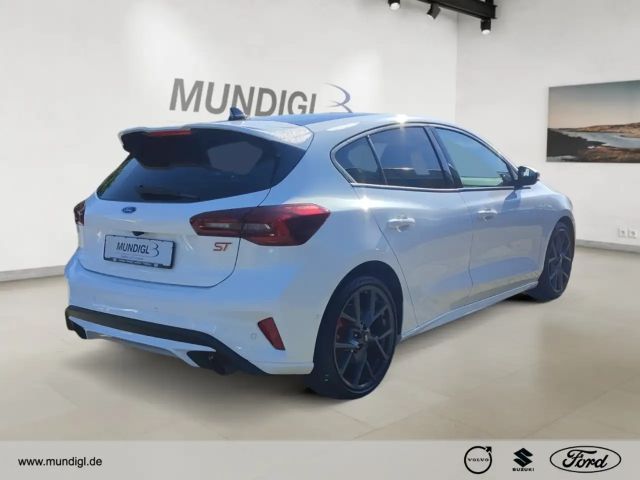 Ford Focus ST Line