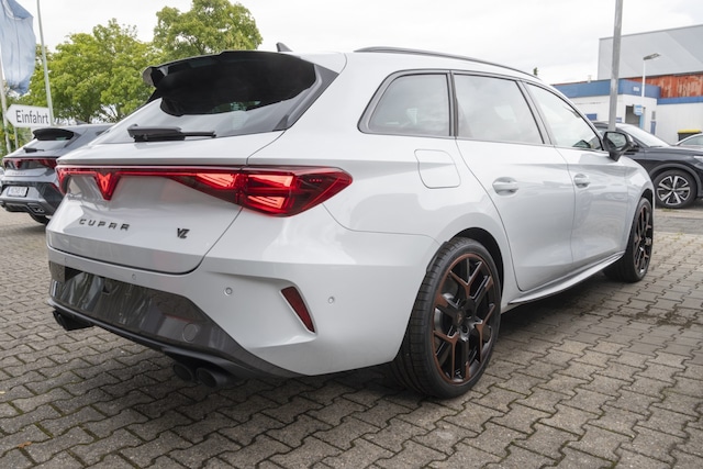 Cupra Leon 2.0 TSI DSG Sportstourer VZ