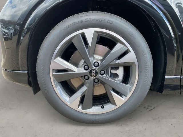 Audi Q4 e-tron S-Line