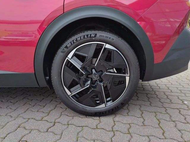 Peugeot 408 GT-Line Hybrid