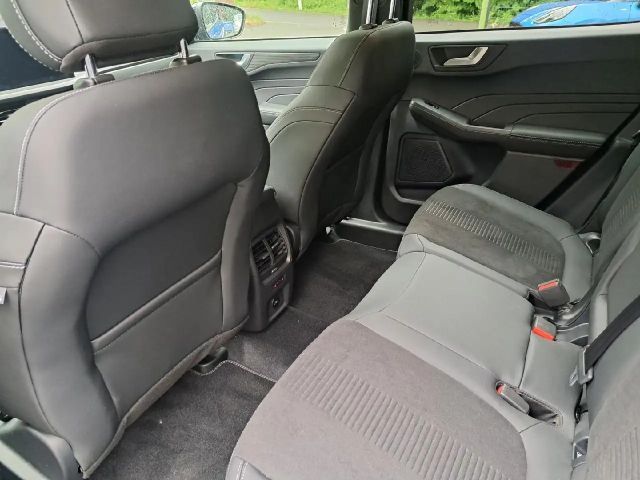 Ford Kuga Active Hybrid Plug in Hybrid X