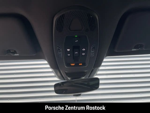 Porsche Cayenne BOSE Luftfederung LED-Matrix