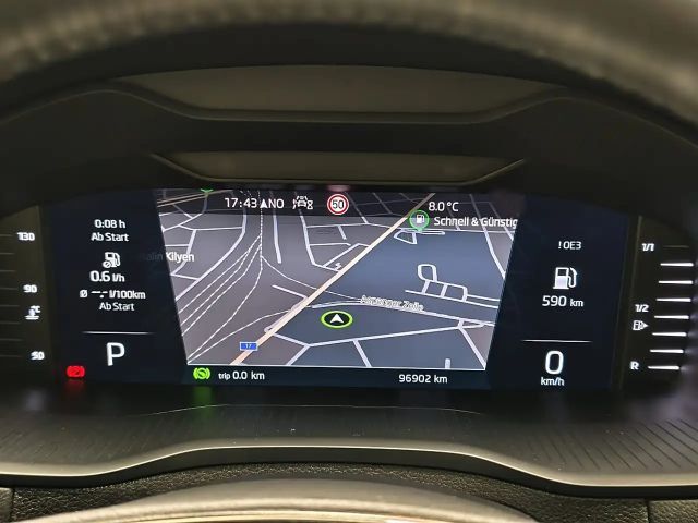 Skoda Karoq 2,0 TDI DSG, Standheizung, LED, NAVI,