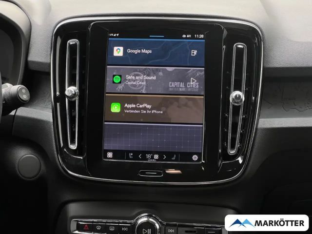 Volvo XC40 Core Recharge