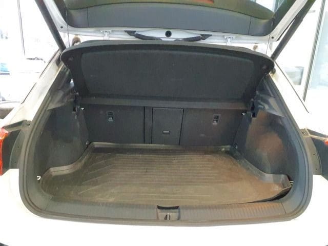 Volkswagen T-Roc T-ROC R Performance Akrapovic/DCC/Pano/19"/ACC/AssistNav/DiscPro