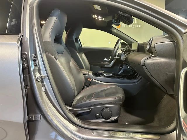 Mercedes-Benz A 250 A 250 e AMG Line