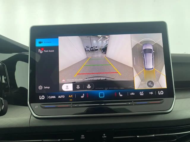 Volkswagen Golf Business DSG Variant