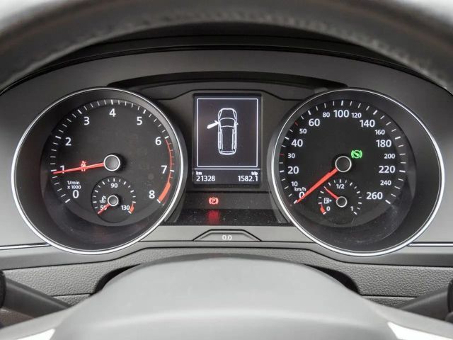 Volkswagen Passat 1.5 TSI DSG Variant